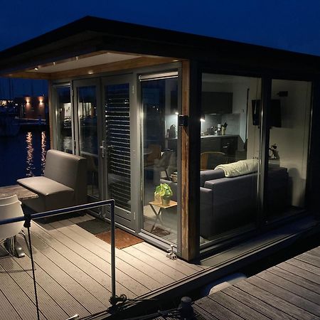 Hotel Houseboat De Amstel à Monnickendam Extérieur photo