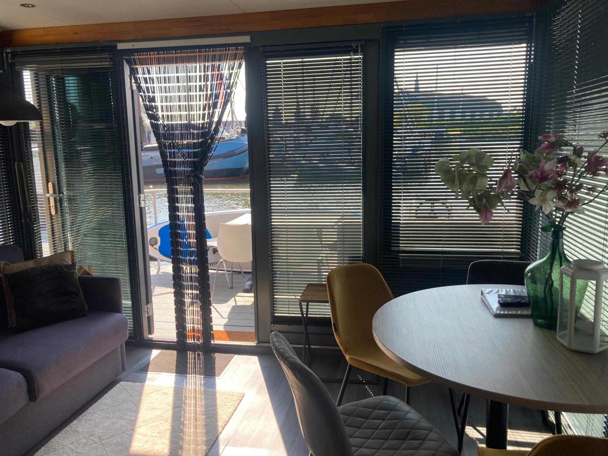 Hotel Houseboat De Amstel à Monnickendam Extérieur photo