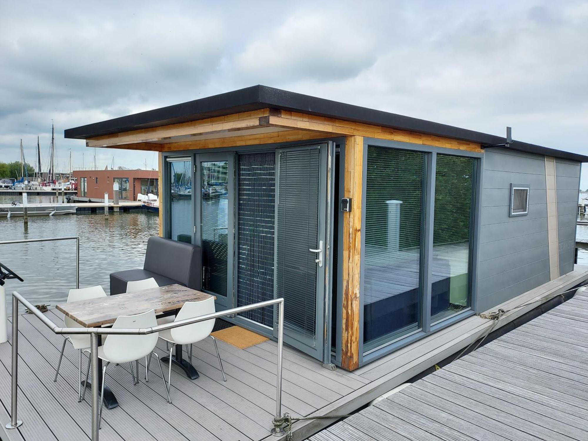 Hotel Houseboat De Amstel à Monnickendam Extérieur photo
